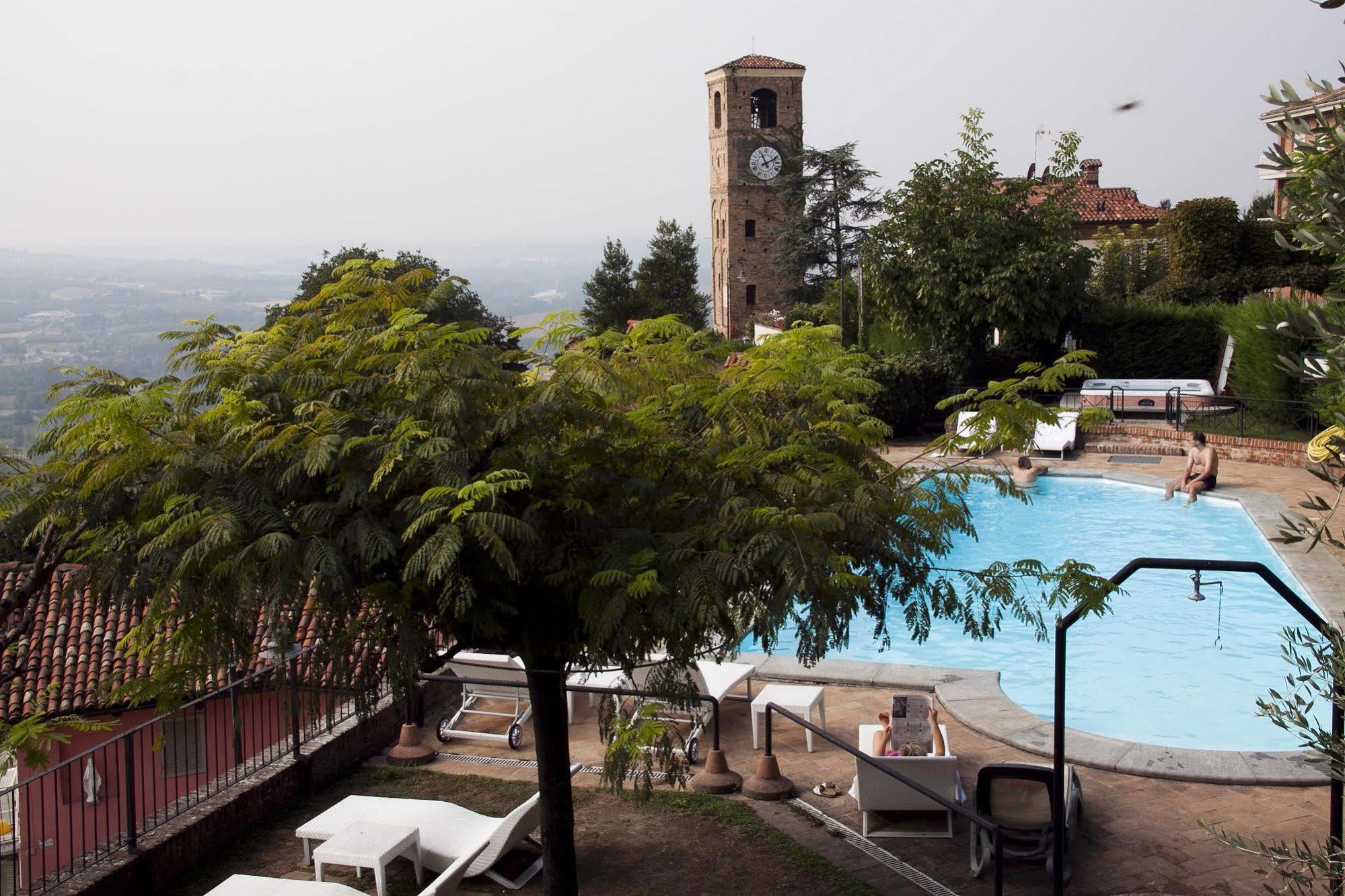 Hotel Castello Di Santa Vittoria ซานตาวิกตอเรียดาบบา ภายนอก รูปภาพ